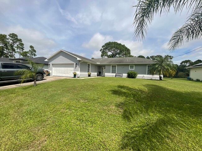Building Photo - 929 Bolivia Dr