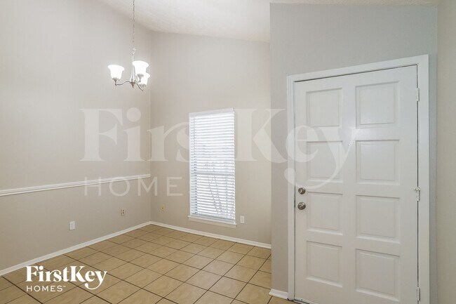 Foto del edificio - 3813 Clover Ln