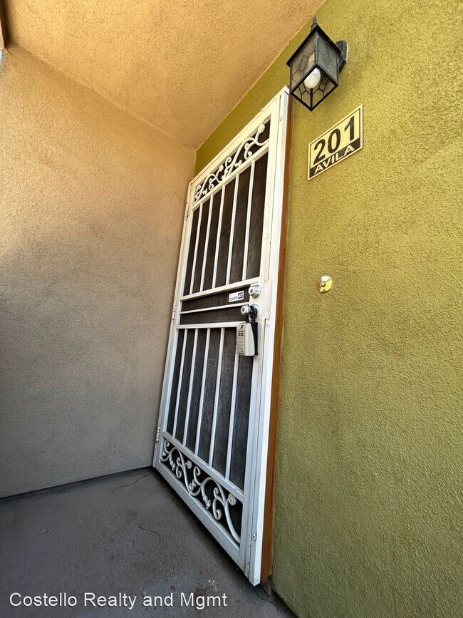 Building Photo - 2 br, 2 bath House - 1822 N. Decatur Blvd ...