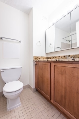 Building Photo - 2728 N Hampden Ct