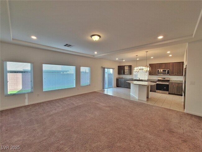 Foto del edificio - 7736 S Westwind Rd
