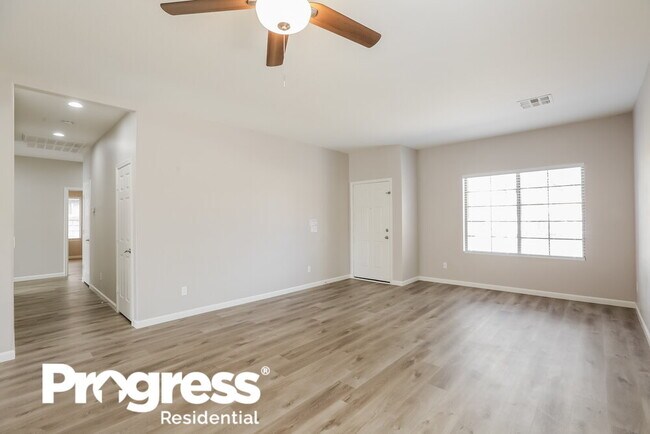 Foto del edificio - 9419 W Elwood St