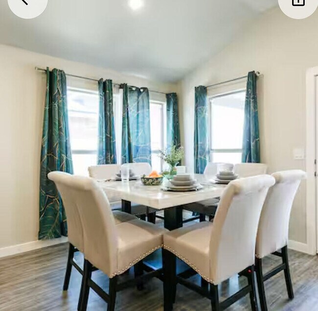 Building Photo - 2016 132nd St