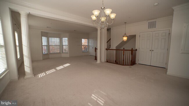 Foto del edificio - 5722 Callcott Way