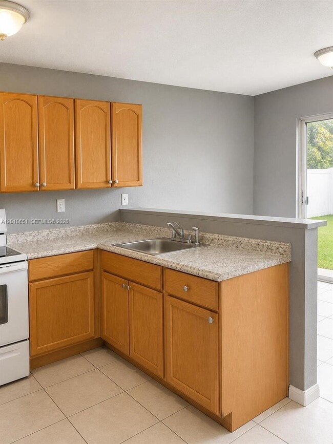 Foto del edificio - 8180 NW 23rd Ave