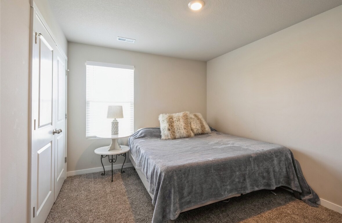 Foto principal - 2602 NW 35th Ln