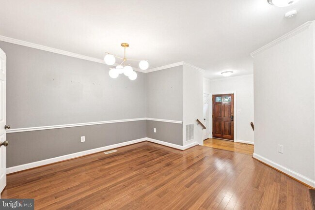 Building Photo - 5875 Woodfield Estates Dr