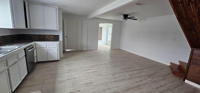 Foto del edificio - 2786 Old Columbus Rd N