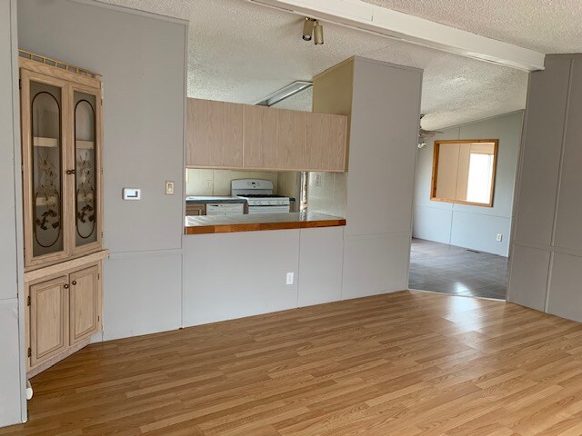 Foto del edificio - 207 S Ash St