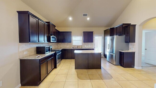 Building Photo - 16405 Pienza Dr