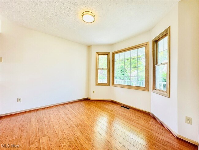 Foto del edificio - 4252 Taylor Ct