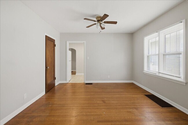 Foto del edificio - 816-818 N Bancroft St