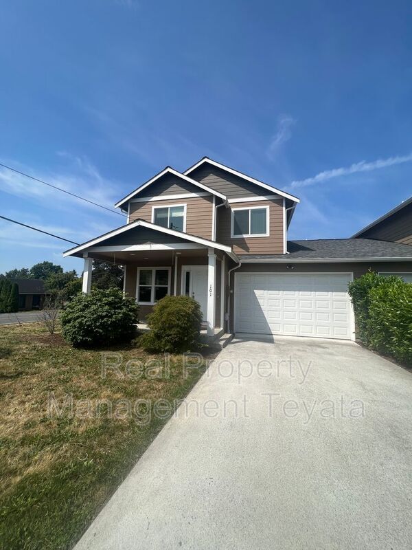 Building Photo - 289 15th St