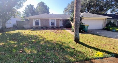 Building Photo - 332 Oleander Ave