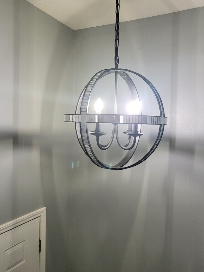 Foto del edificio - 2207 Weathered Rock Rd