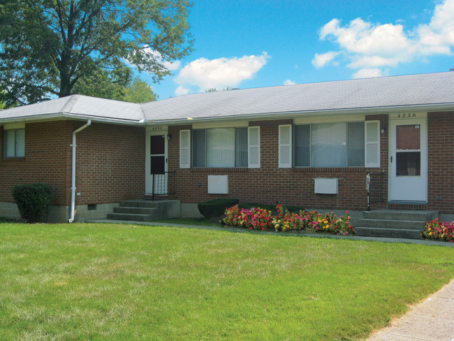 Foto del edificio - Rustic Ridge Apartments