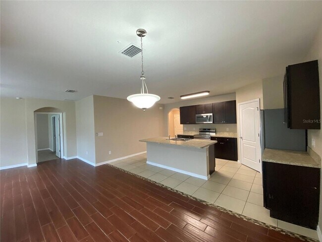 Foto del edificio - 2720 NE 46th Ave