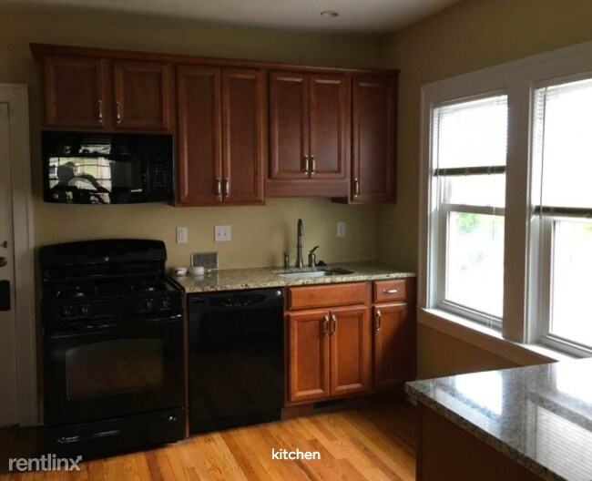 Building Photo - 2 br, 1 bath Apartment - 2632 E 128th St