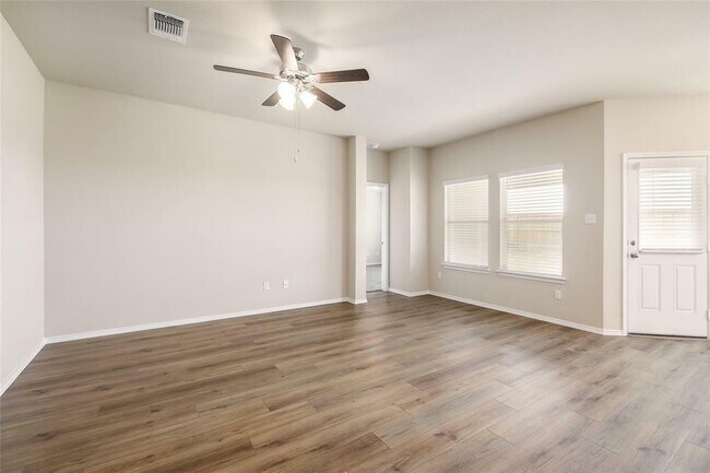 Foto del edificio - 401 Yemen Rd