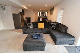 Building Photo - 4703 Tripper Ln