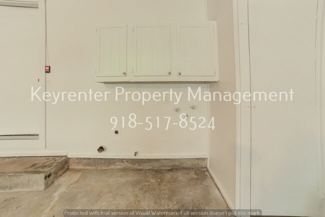 Building Photo - Recently Renovated 3 Bed 2 Bath in Collinsville!