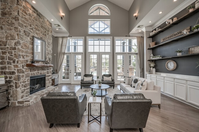 Leasing Office - Woodland Landings