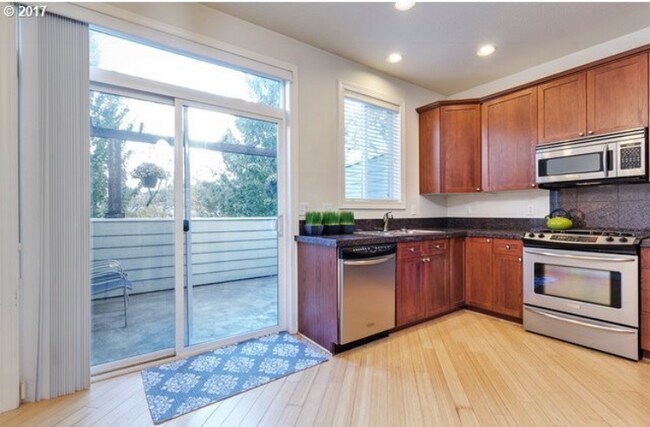 Foto del edificio - 9041 SW Rystadt Ln