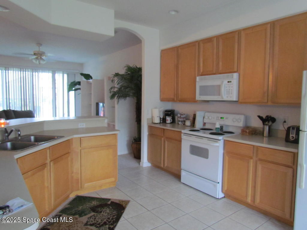 Foto del edificio - 1885 Ficus Point Dr