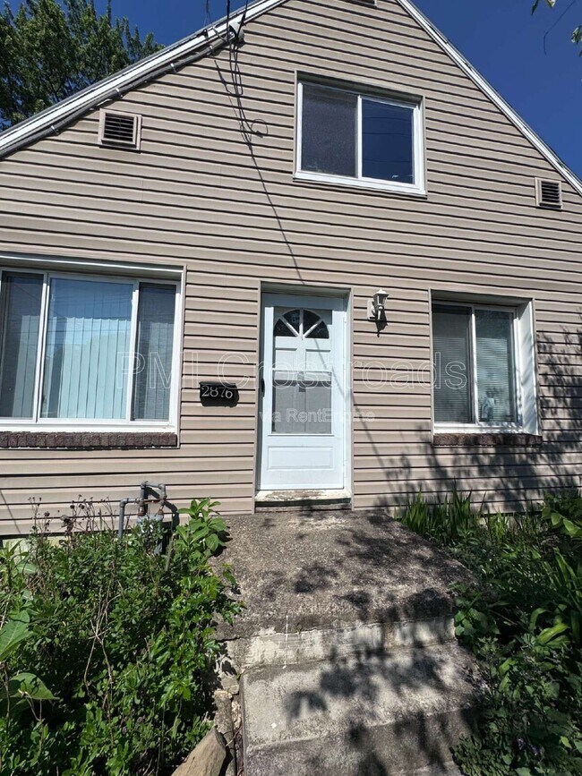 Foto del edificio - 2876 Hudson Dr