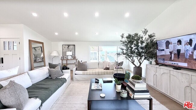 Foto del edificio - 3852 Sherview Dr