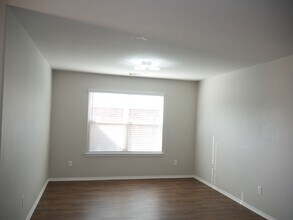 Building Photo - 13918 Nicolet Arbor Ln