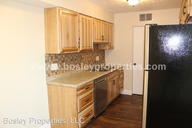 Building Photo - 1524 20th St S
