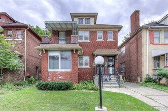 Building Photo - 3277 Calvert Ave