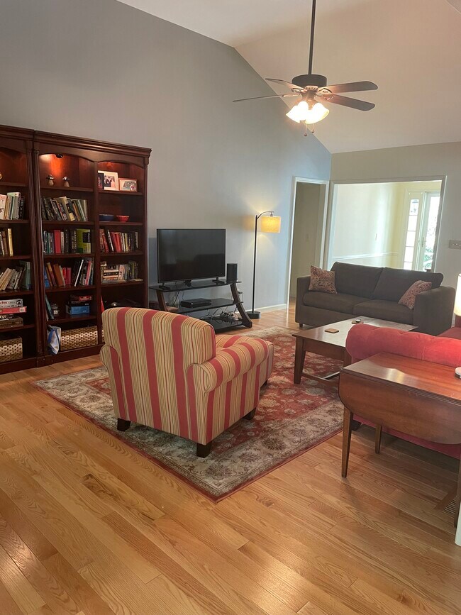 Building Photo - 106 Swiss Stone Ct