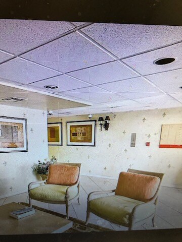 Foto del edificio - 2491 Purdue Ave