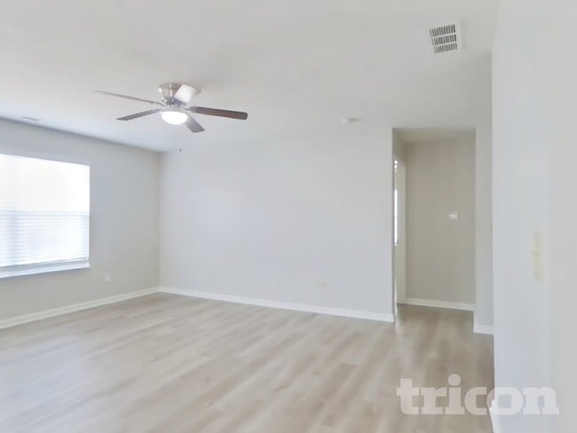 Building Photo - 7516 Pipestone Dr