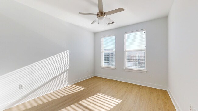 Interior Photo - The Smith Valley Forge