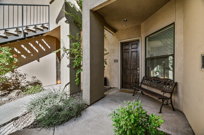 Building Photo - 7027 N Scottsdale Rd