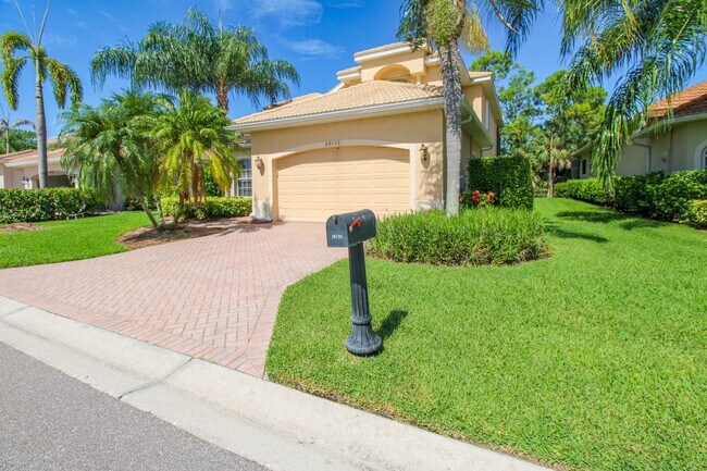 Building Photo - ** PRIVATE POOL HOME TWO FLOORS 4 BEDROOM/3BATH IN HUNTERS RIDGE BONITA SPRINGS AVAILABLE **