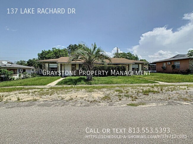 Foto del edificio - 137 Lake Rachard Dr