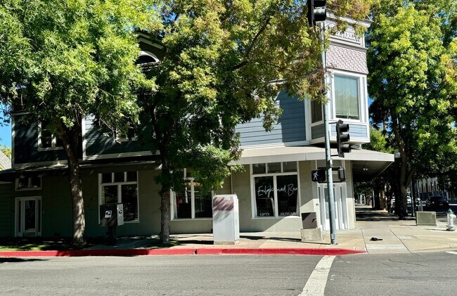 Building Photo - 1125 F St