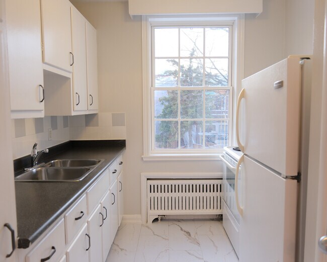 Photo du bâtiment - Crestview Apartments