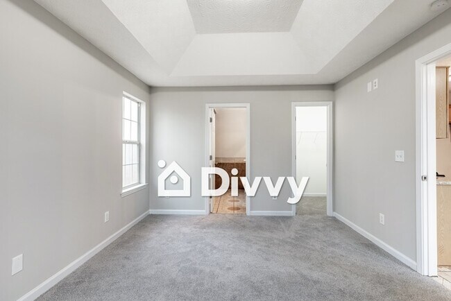 Foto del edificio - 630 Fieldcrest Dr