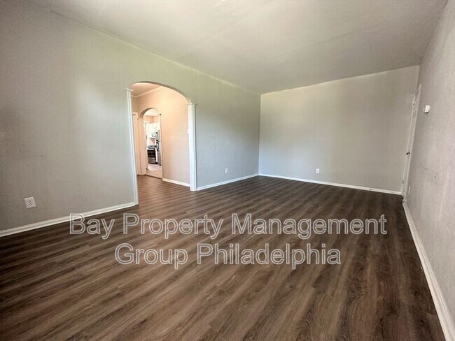 Foto del edificio - 4927 Wynnefield Ave