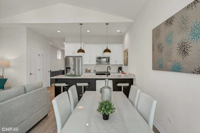 Photo - 5203 S Wabash Ave Apartment