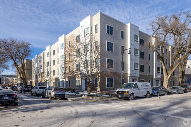 Alternate - Anne M. Lynch Homes at Old Colony