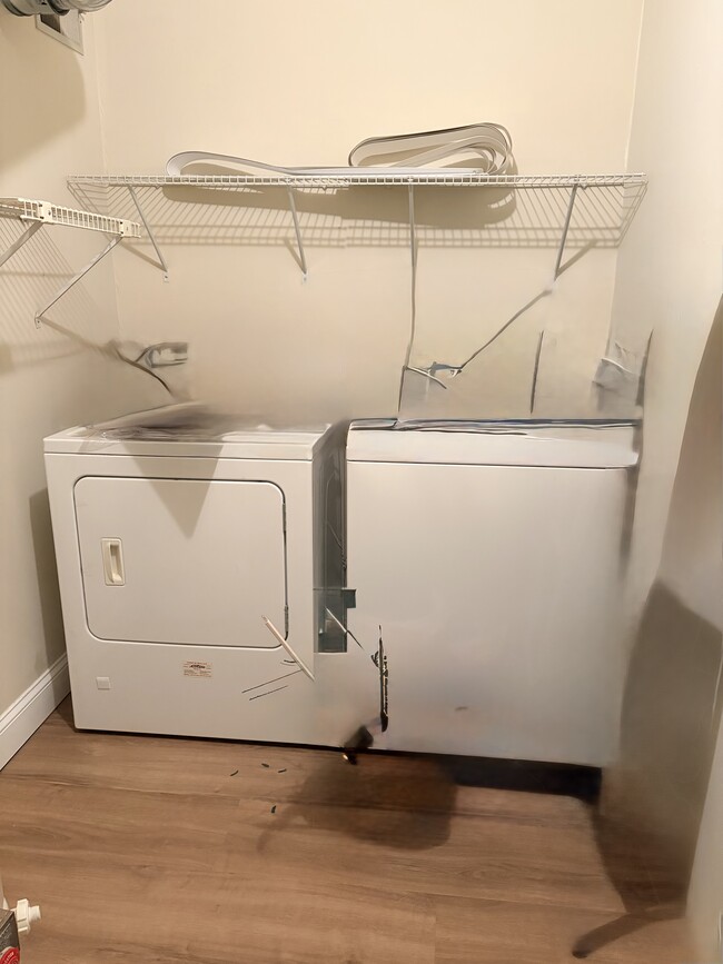 Building Photo - 127 Irving Pl