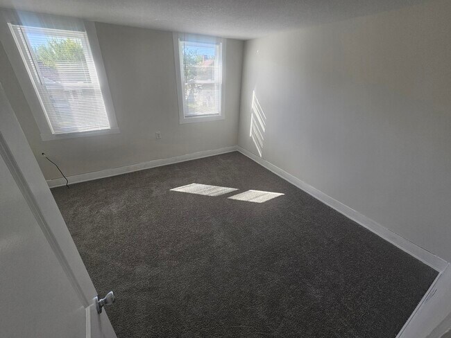Foto del edificio - 313 W Findlay St