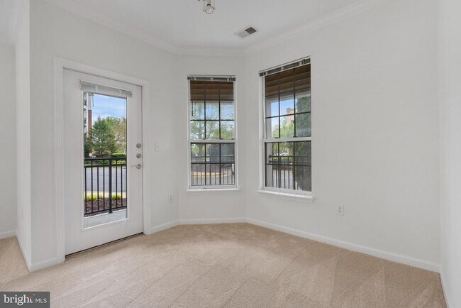 Building Photo - 12900 Centre Park Cir