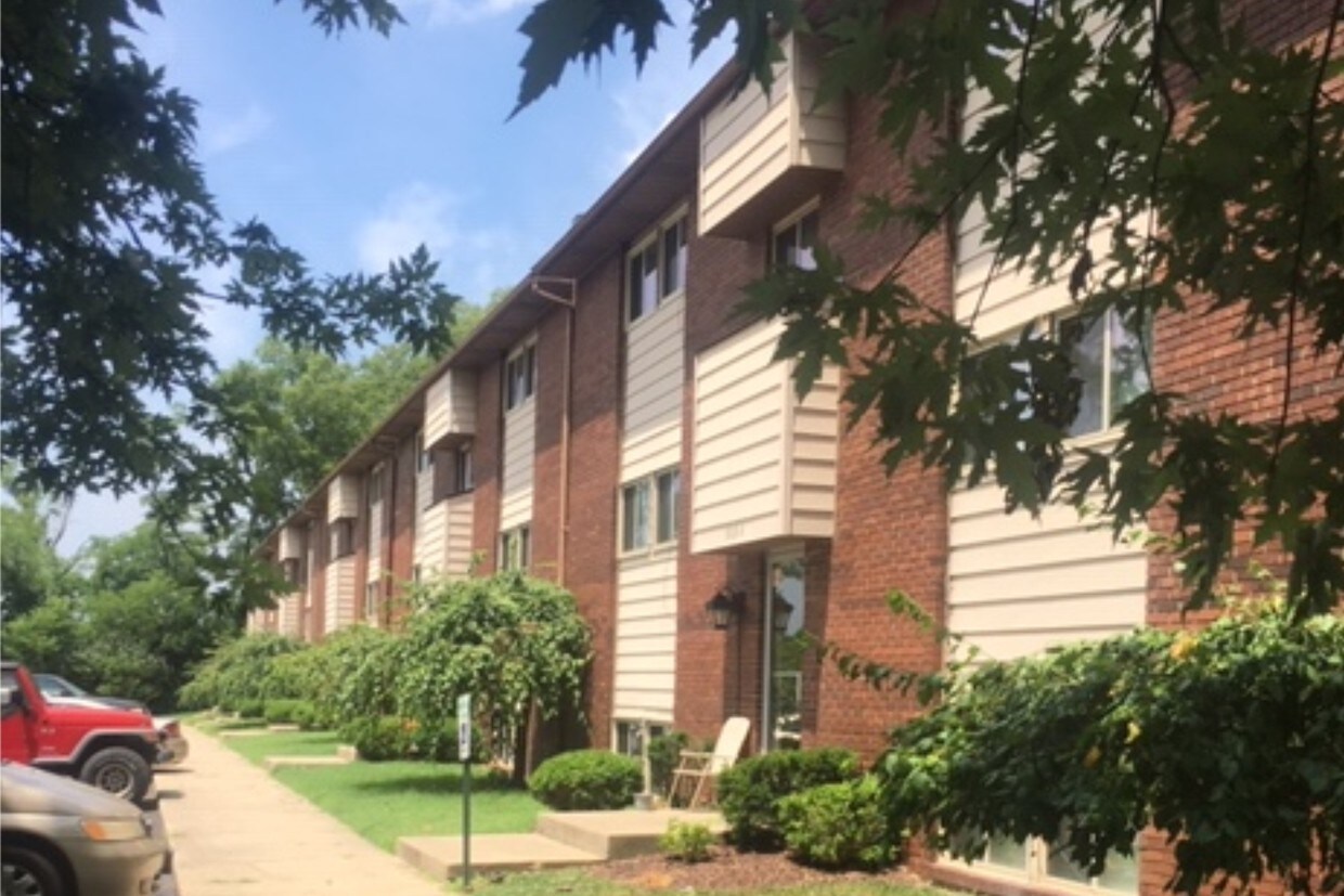 445 Gilpin Dr, Springboro, OH 45066 Apartments in Springboro, OH